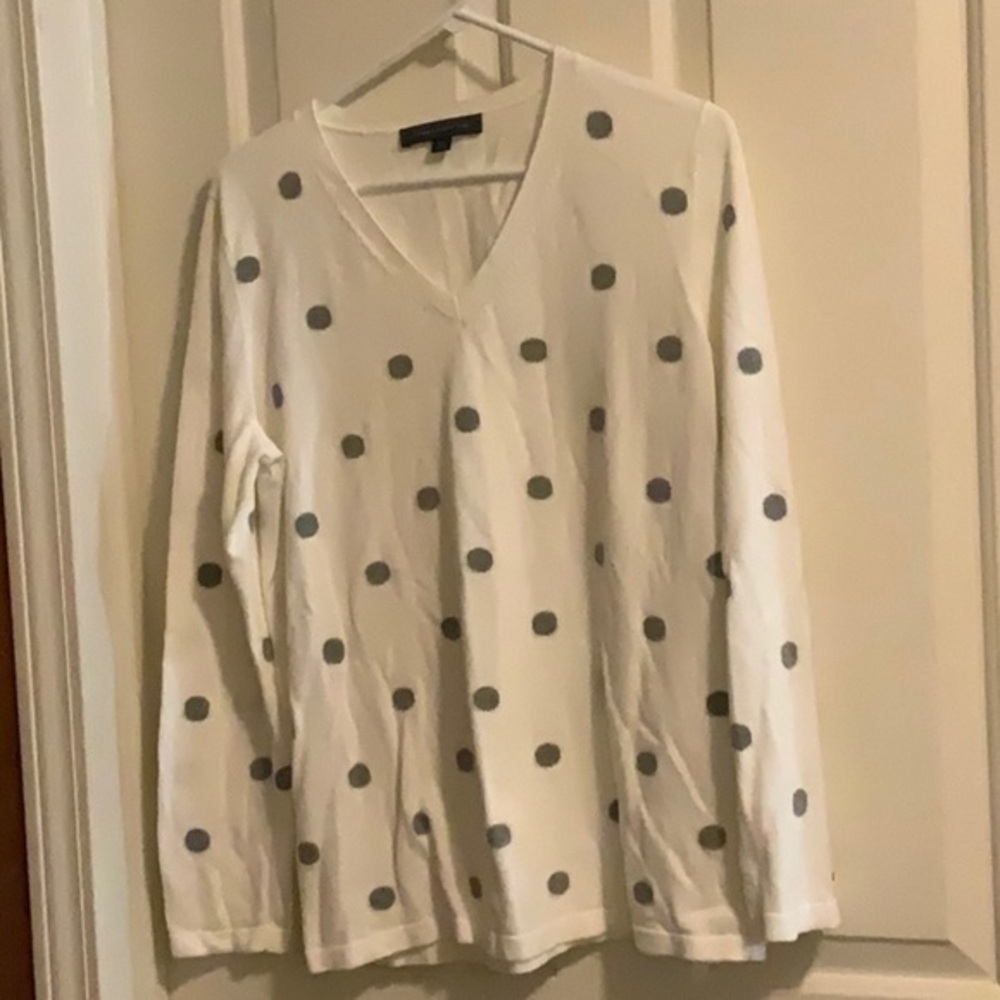 Tommy Hilfiger Large white and gray sweater top.